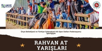 Ünye’de Geleneksel Rahvan At Yarışları Heyecanı